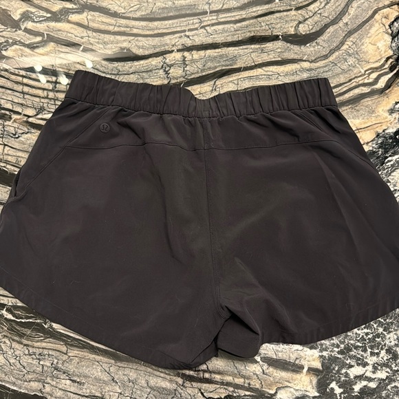 Lululemon shorts 3” - Picture 4 of 5